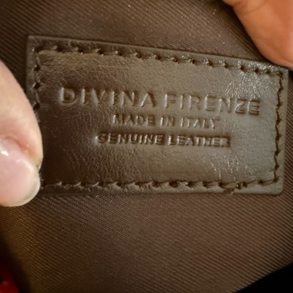 Divina Firenze Trilli Convertible Flap Croc Embossed Satchel Leather Backpack main image 8